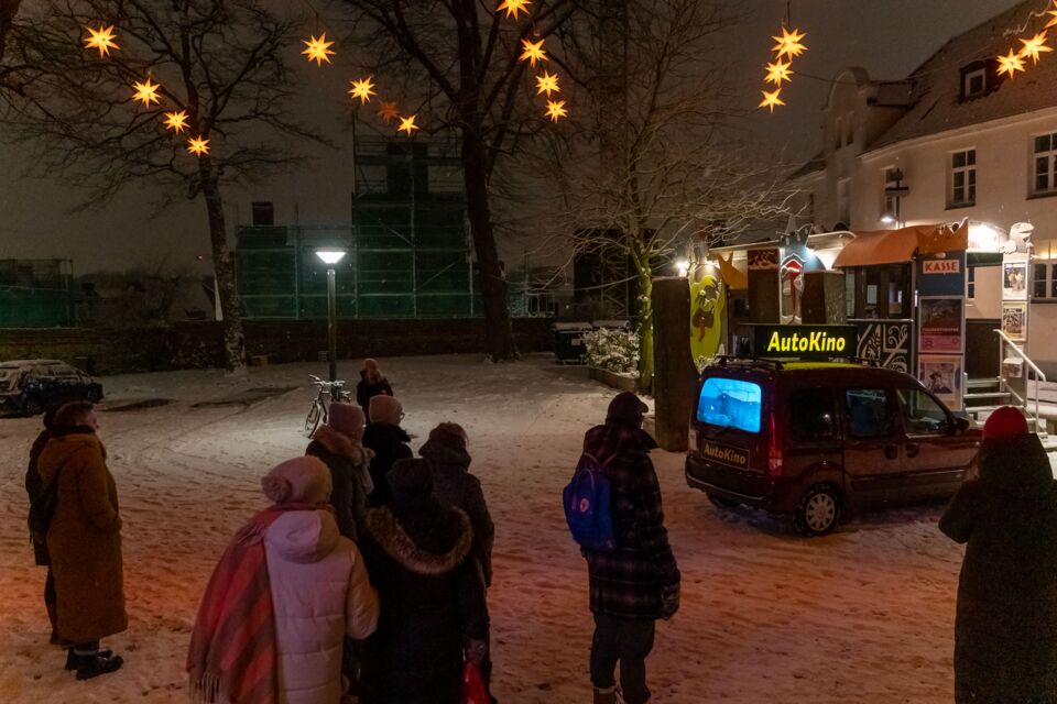 Autokino mit Zuschauern