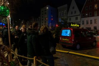 AutoKino am Kurzfilmtag am Drehbrückenplatz Lübeck, 21.12.2022